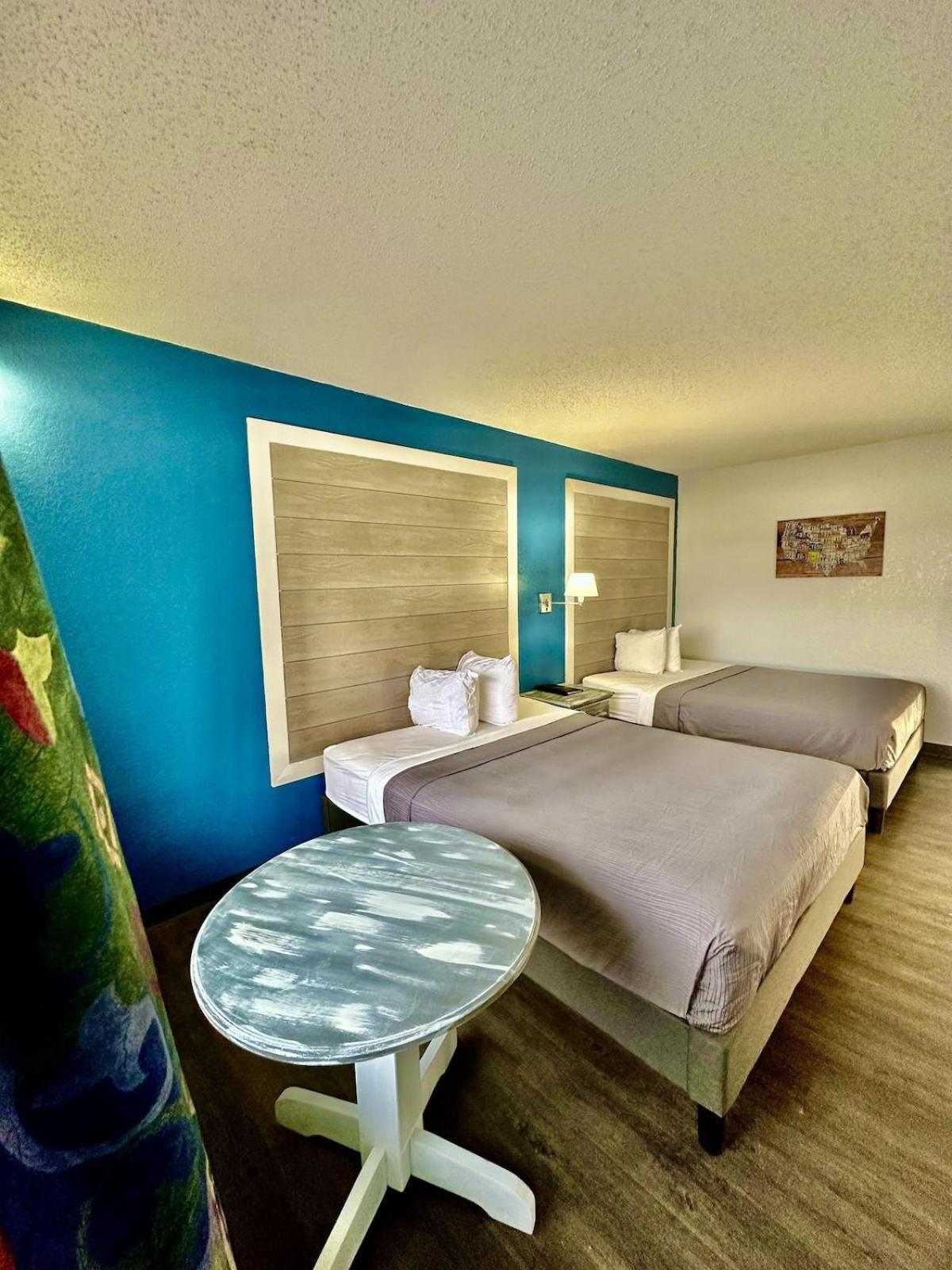 Ozark Inn And Suites شاطئ أوسيدج المظهر الخارجي الصورة