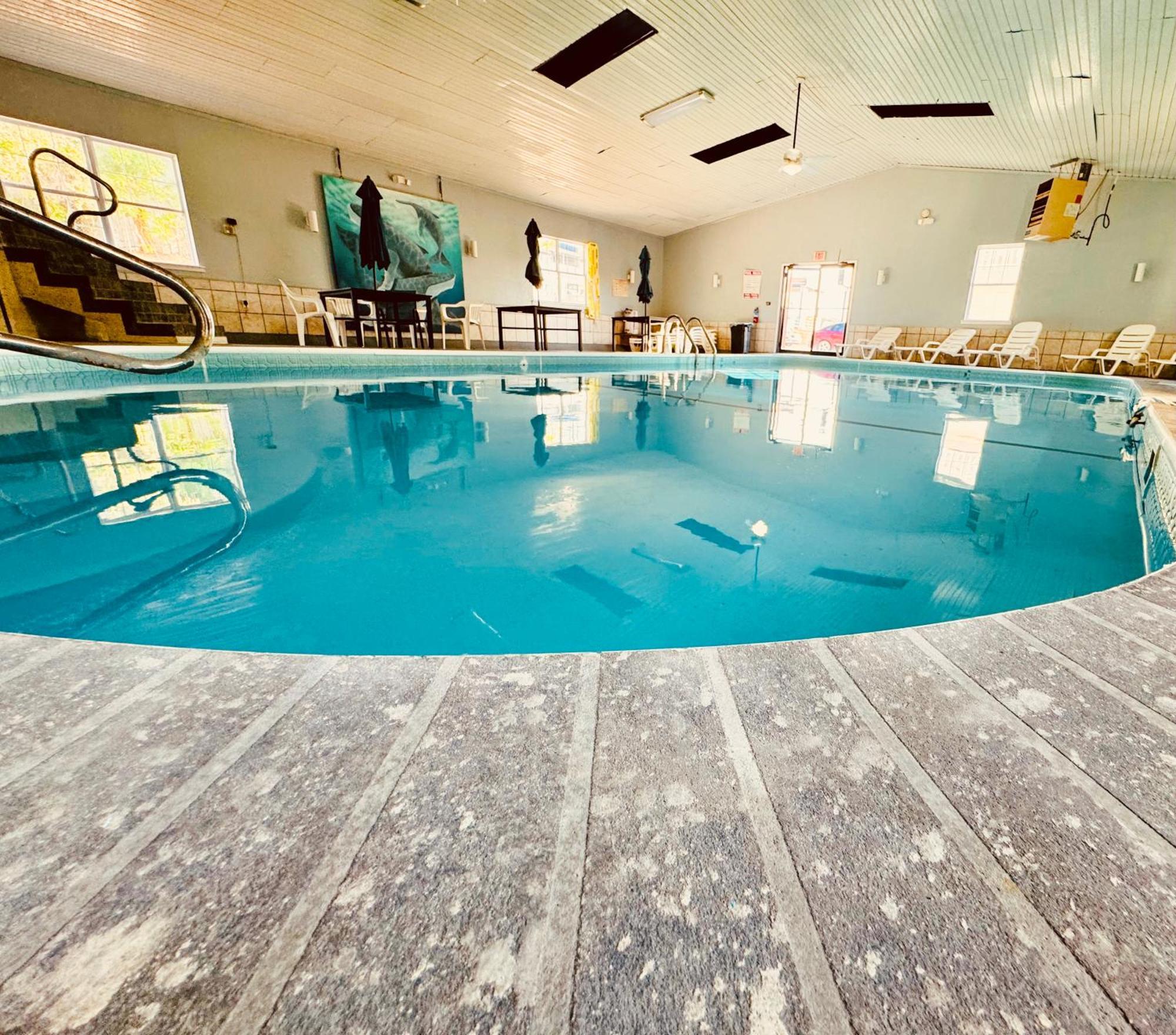 Ozark Inn And Suites شاطئ أوسيدج المظهر الخارجي الصورة