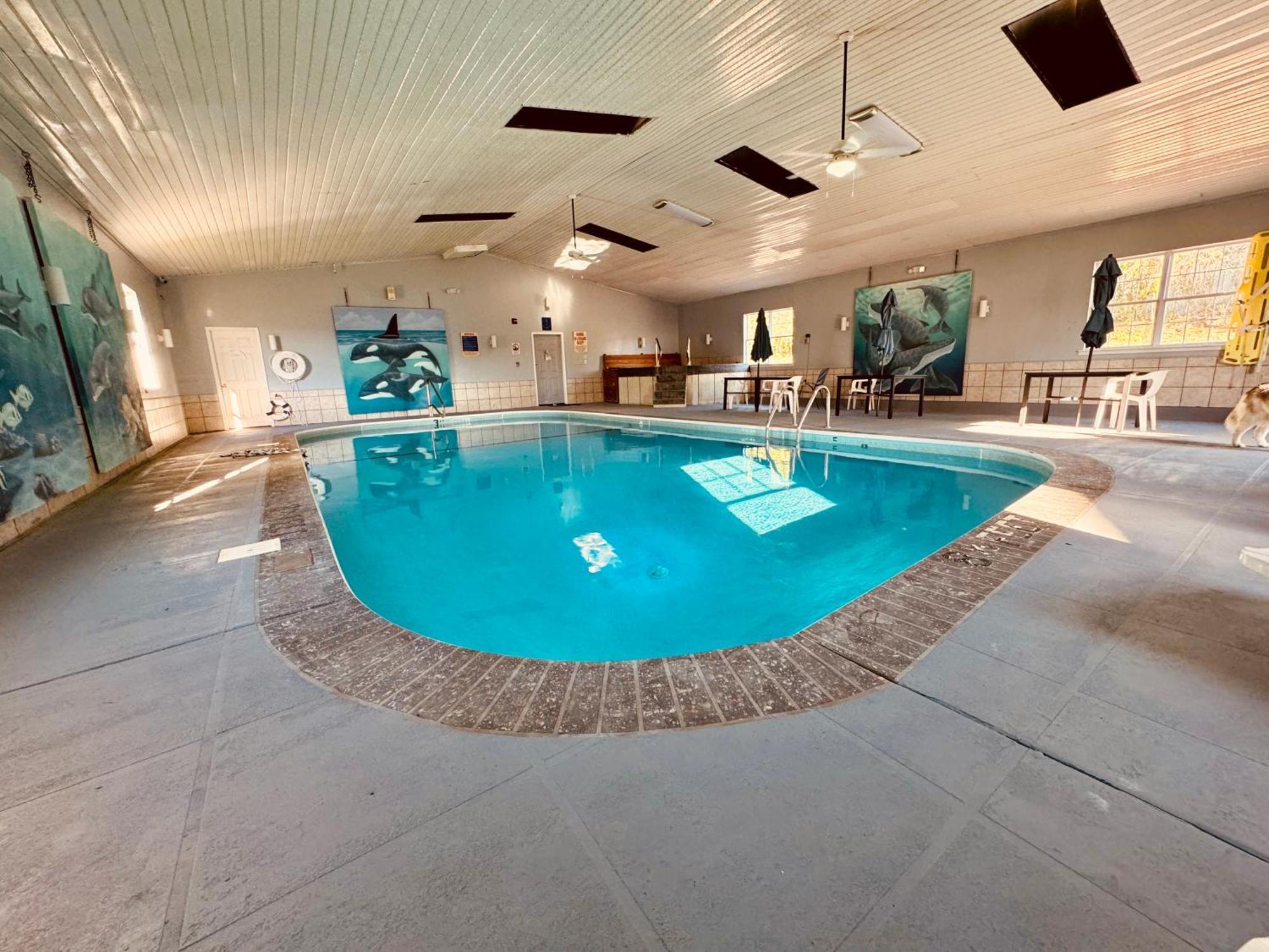 Ozark Inn And Suites شاطئ أوسيدج المظهر الخارجي الصورة