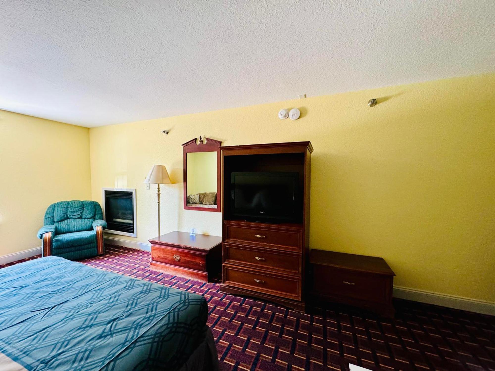 Ozark Inn And Suites شاطئ أوسيدج المظهر الخارجي الصورة